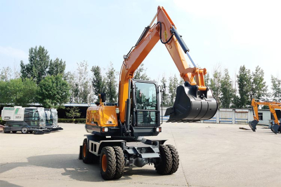 7.5 Ton Small Wheel excavator