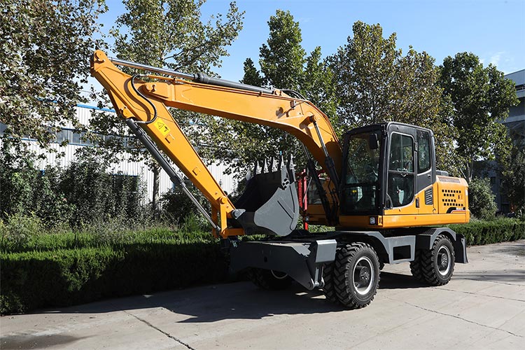 17,5 ton Grote graafmachine op wielen