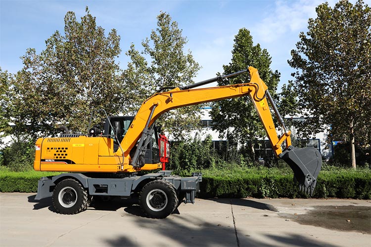 15,5 ton grote graafmachine op wielen